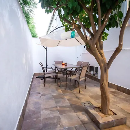 Casa En Merida,la Colmena De Ana Μέριδα
